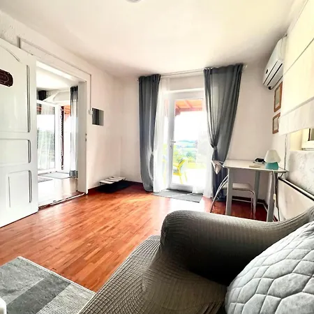 La Hacienda Belgrade *