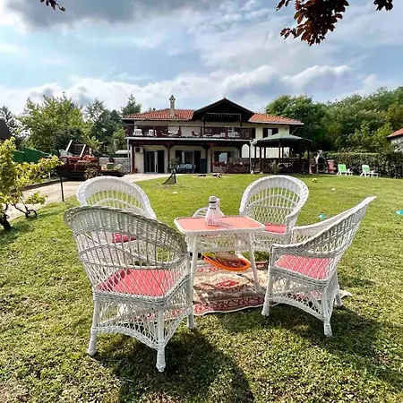 La Hacienda Belgrade Διαμέρισμα