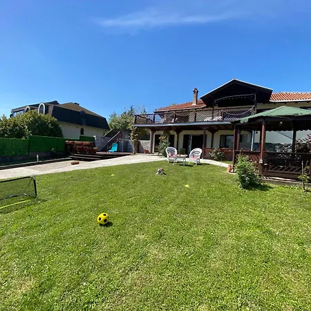 La Hacienda Belgrade Διαμέρισμα